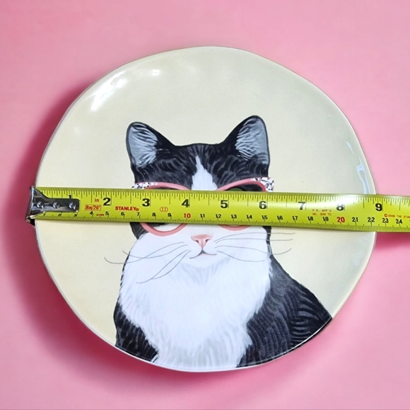 Ironstone Cat Plate - Dishwasher & Microwave Safe - Picture 3 of 3